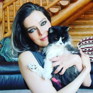 Profile Picture of Adrianne Curry-Rhode (@adriannecurry) on Instagram