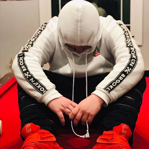 Profile Picture of Timothy Hodges (@timothy0801) on Poshmark