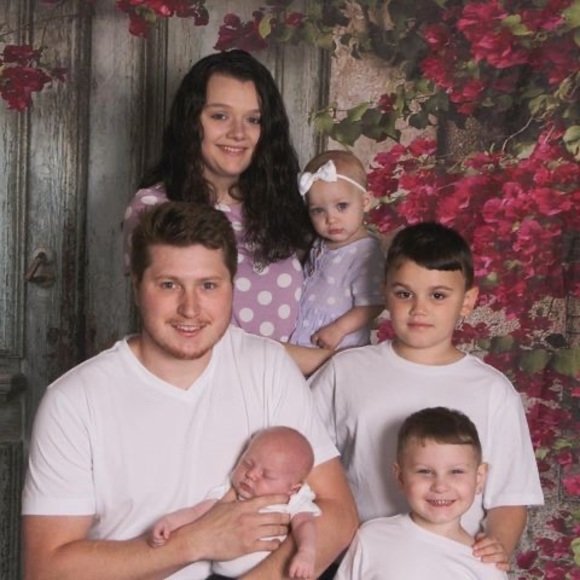 Profile Picture of Travis Buskirk (@travisbuskirk14) on Poshmark