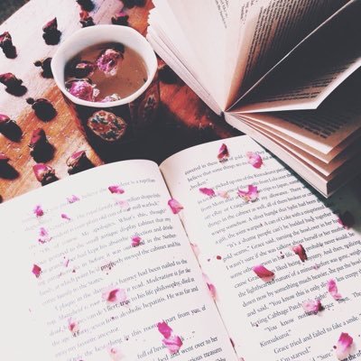 Profile Picture of Ayesha Nadeem (@ayeshaa_licious) on Twitter