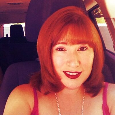 Profile Picture of Lora Flores (@lora_flores) on Twitter