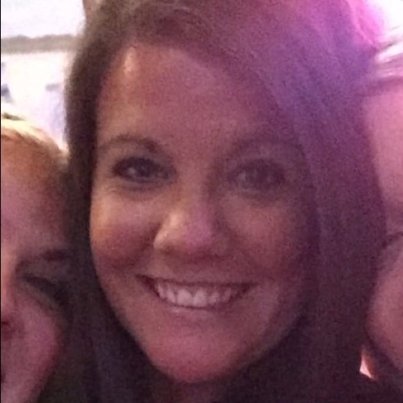 Profile Picture of Brianne Macaskill (@briezymac) on Poshmark