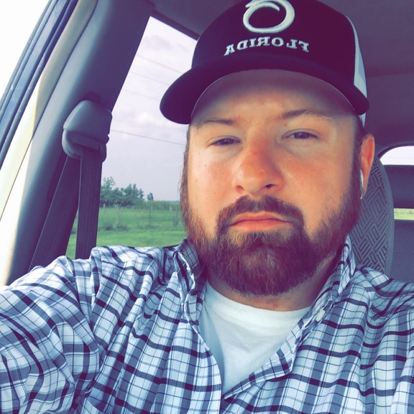 Profile Picture of Brian Salvatore (@briansalvatore) on Poshmark