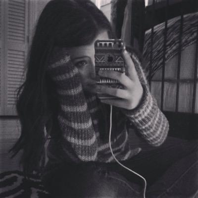 Profile Picture of olivia almeida (@hipsterxfabx) on Twitter