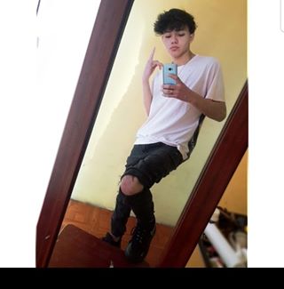 Profile Picture of Jeremy Alexander (傑里米) (@jer.delvalle) on Facebook