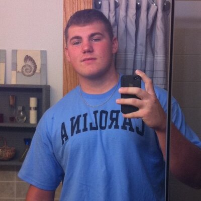 Profile Picture of Michael Berardi (@Burr_Rawr_Dee) on Twitter