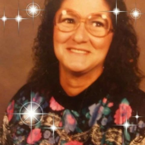 Profile Picture of Marcie Ledoux (@marcieledoux) on Poshmark