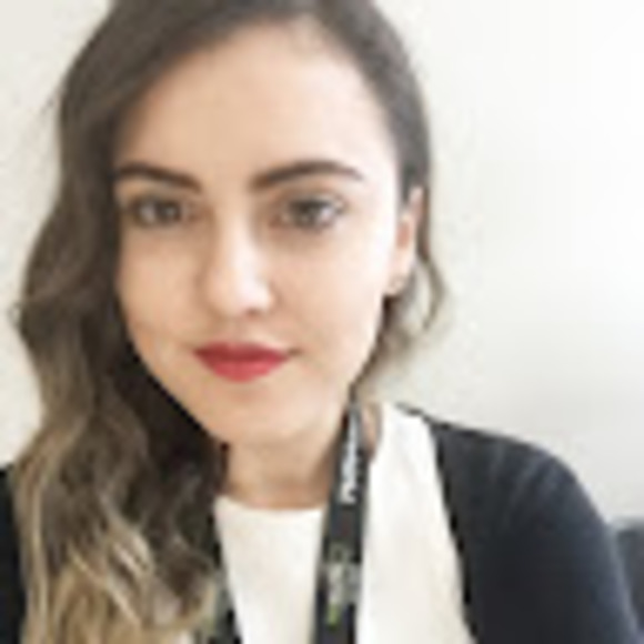 Profile Picture of Michelle Sarrazin (@michellesarrazi) on Poshmark