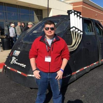Profile Picture of Josh Kern (@JKStormChasing) on Twitter
