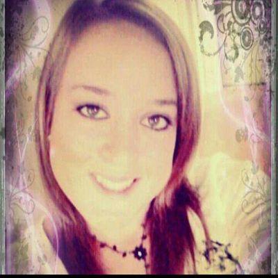 Profile Picture of Shelley Earnest (@shelley6788) on Twitter