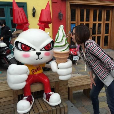 Profile Picture of Jean Huang (@HJeanhuang) on Twitter