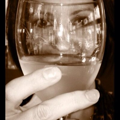 Profile Picture of Kerry Newton (@_kerrynewton) on Twitter