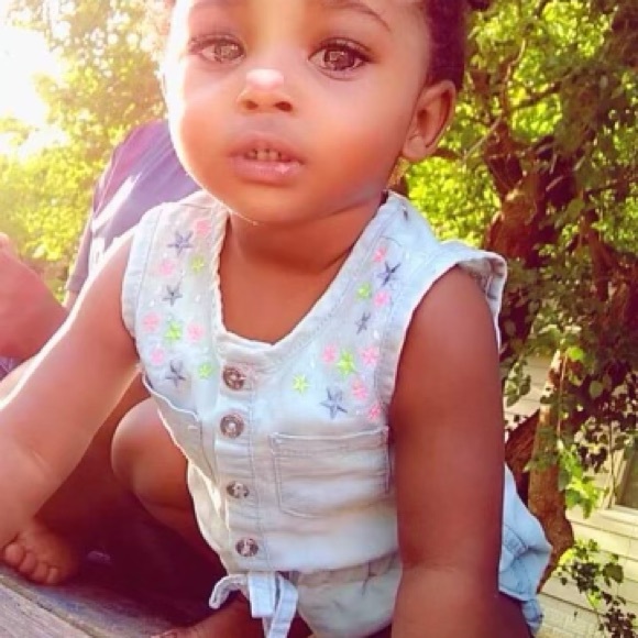 Profile Picture of Angeleine Lafontant (@angeleinel21) on Poshmark