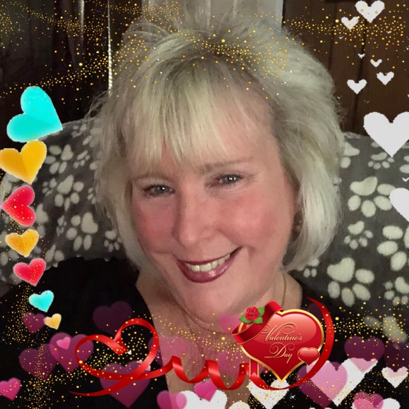 Profile Picture of Peg Mainelli (@pmainelli) on Poshmark