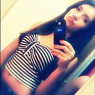Profile Picture of Julia Pereira (@juliapereira94) on Twitter