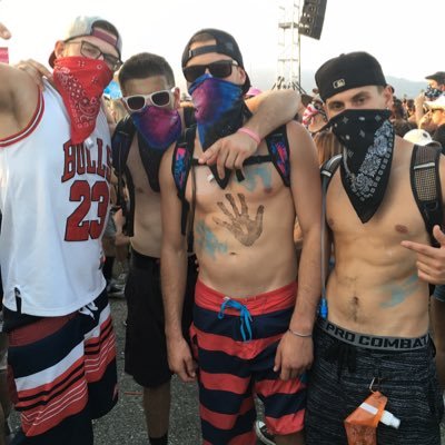 Profile Picture of Dan Bo (@FerrellDaniel) on Twitter