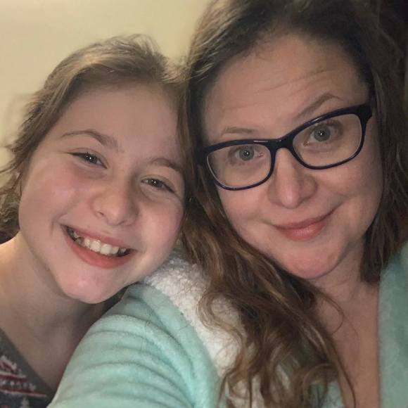 Profile Picture of Michele Hosner (@mishy611_) on Poshmark