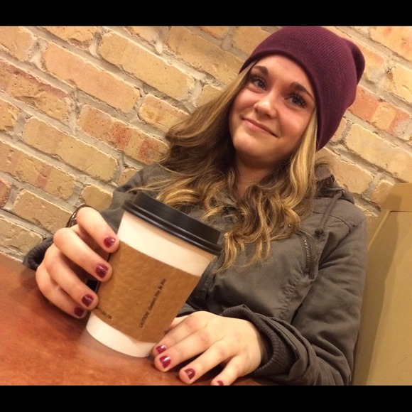Profile Picture of Morgan Crosser (@mkcrosser20) on Poshmark