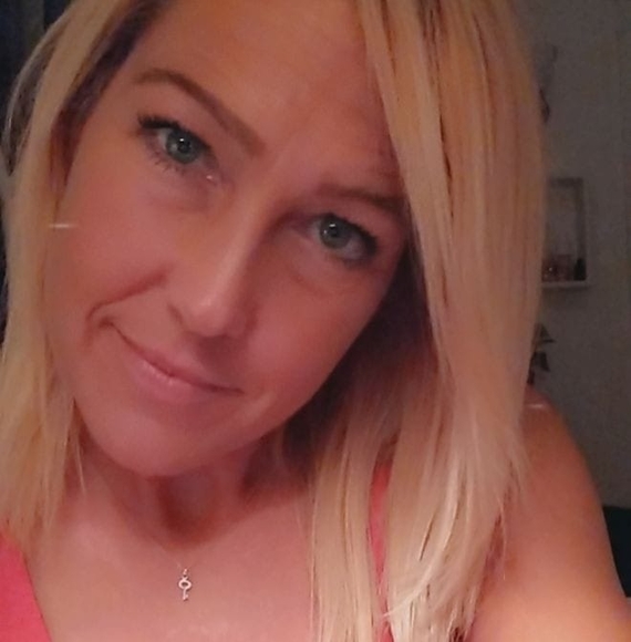 Profile Picture of Renee Giannone (@reneegiannone) on Poshmark