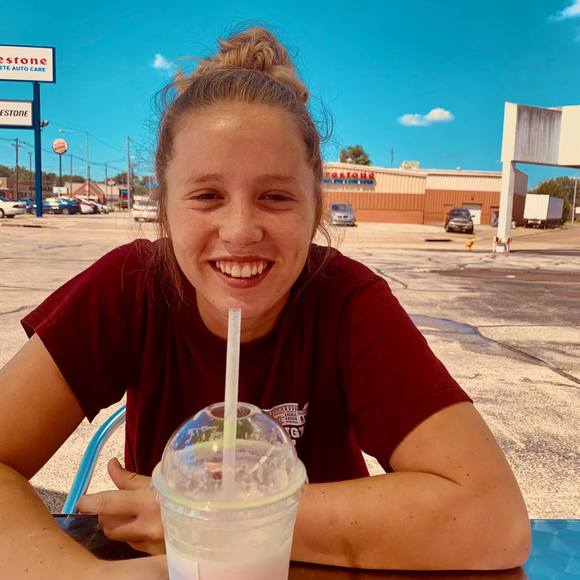 Profile Picture of Faith Rebber (@faithrebber) on Poshmark