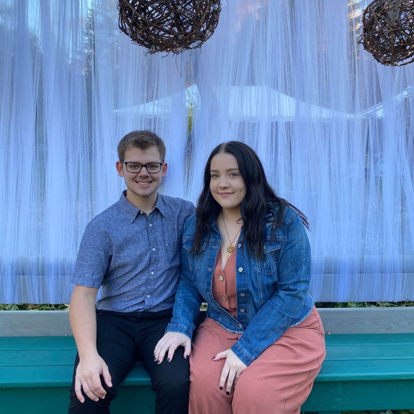 Allie Ferdon - Poshmark Profile Picture of Allie Ferdon (@allieferdon) on Poshmark