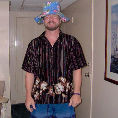 Profile Picture of Brian Todd (@BEZERKO) on Twitter