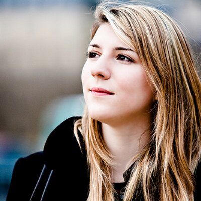 Profile Picture of Cheryl P. Louis (@@Cheryl_Louis_) on Twitter