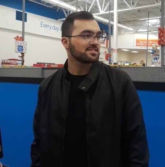 Profile Picture of Salim Karim (@destancool) on Poshmark