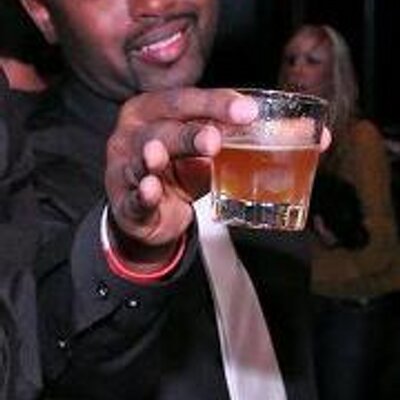 Profile Picture of Christopher Davis (@mixologist25) on Twitter