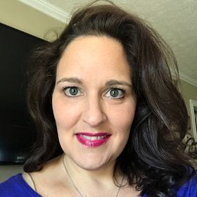 Profile Picture of Delana Mattingly Connors (@delanabobana) on Pinterest