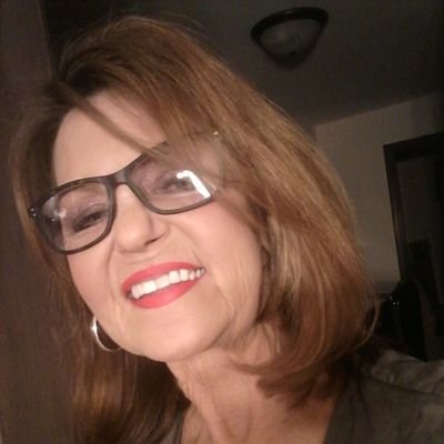 Profile Picture of Marsha (@MarshaJean52) on Twitter