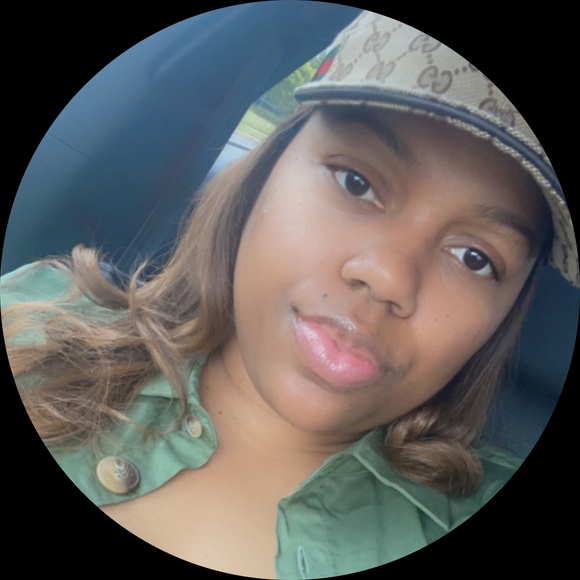 Jalisa White - Poshmark Profile Picture of Jalisa White (@jalisawhite1290) on Poshmark