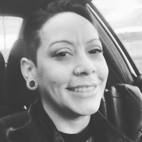 Profile Picture of Savannah Olivarez (@vannah1485) on Poshmark