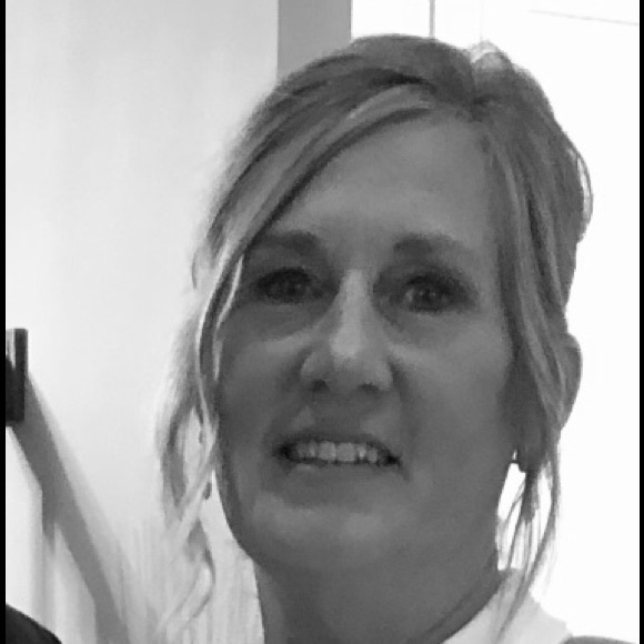 Profile Picture of Laurie Boyd (@laurieboyd688) on Poshmark