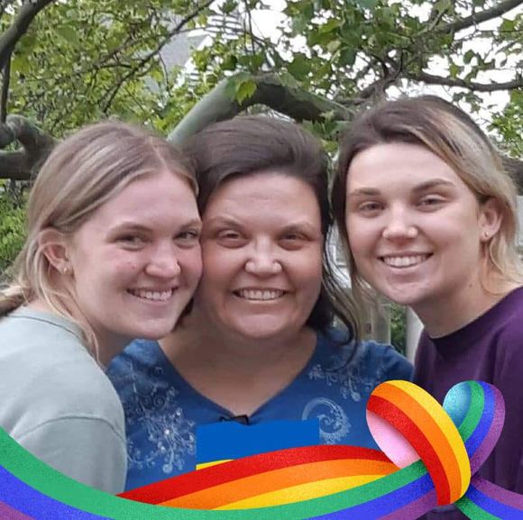 Profile Picture of Debbie Farrell (@derbzilla) on Poshmark