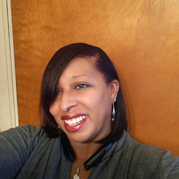 Profile Picture of Shaun Garrett (@carmelcutie10) on Poshmark