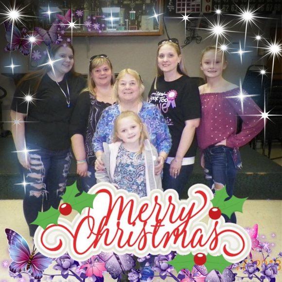 Profile Picture of Janet Purcell (@glorybea1) on Poshmark