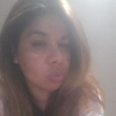 Profile Picture of Gloria Chamorro (@GloriaChamorr18) on Twitter