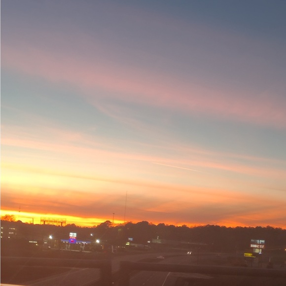 Profile Picture of Layla Tessener (@laylatessener) on Poshmark