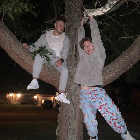 Profile Picture of Sal Cibella (@salcibella) on Poshmark