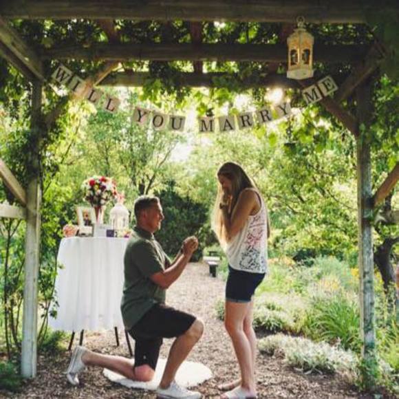 Profile Picture of Jordan Steed (@jsteed10) on Poshmark