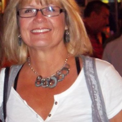 Profile Picture of LAURIE CURRY (@LAURIEC71974428) on Twitter