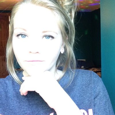 Profile Picture of Allee Howlett (@alleehowlett) on Tiktok