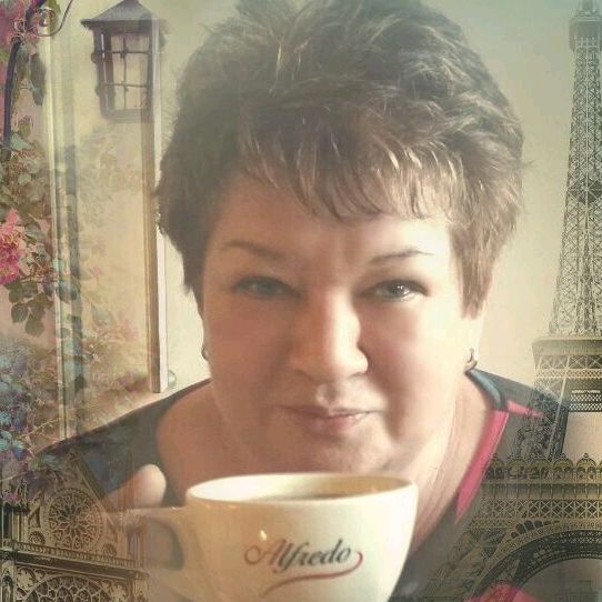 Profile Picture of Ellie Spirelli (@elkescherer) on Tiktok