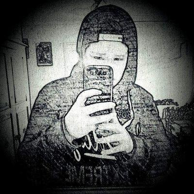 Profile Picture of XDeViiZz-II (@Eric1Schweitzer) on Twitter