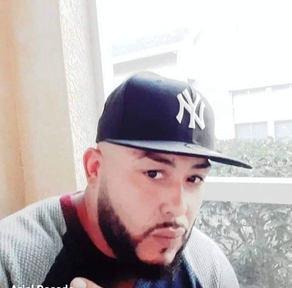 Profile Picture of Ariel Rosado (@arielrosado106) on Poshmark