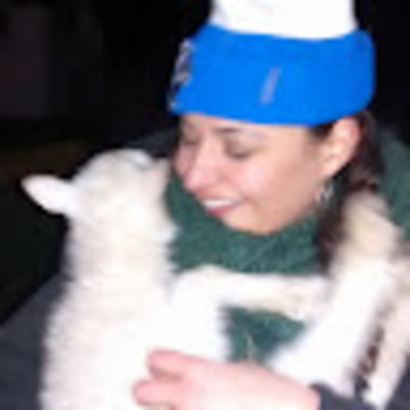 Profile Picture of Laurence perle Barchichat (@lpabarchichat) on Poshmark