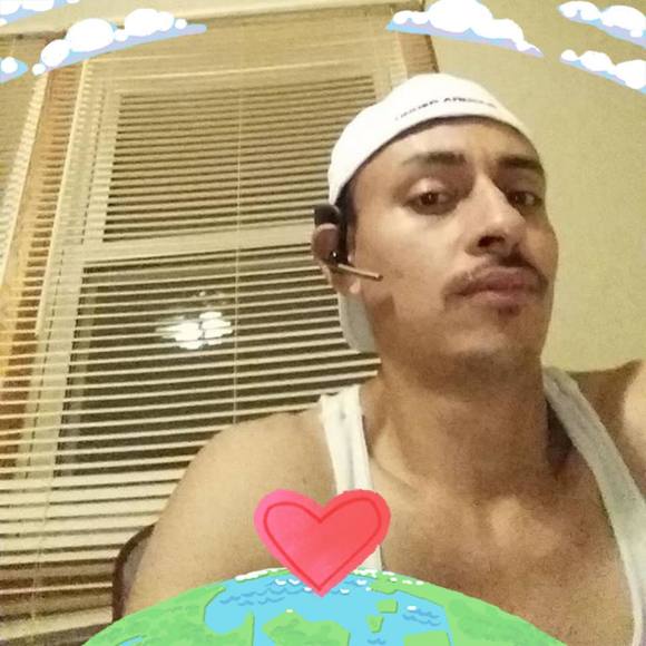 Profile Picture of Abraham Viveros (@abrahamviveros) on Poshmark