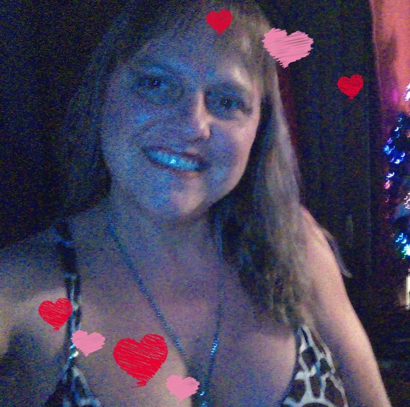 Profile Picture of Terry Nichols glass choina (@terrybaj) on Poshmark