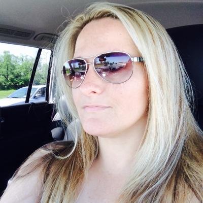 Profile Picture of Renee Moran (@reneemoran) on Twitter